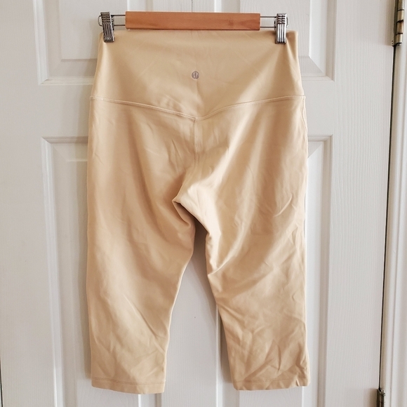 Lululemon Align HR Crop 17" Prosecco PSCO Beige Leggings Pant Women's Size 10 - Picture 3 of 8
